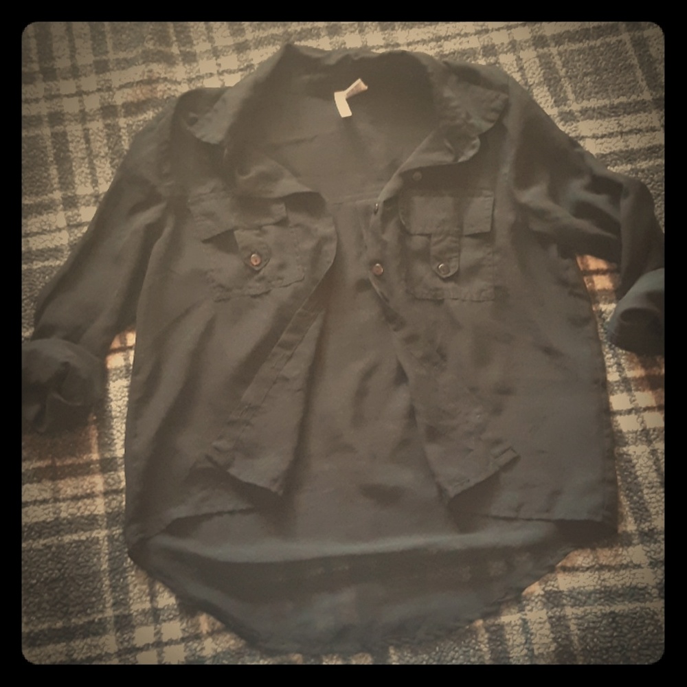 Passport Black Sheer Cropped Flannel